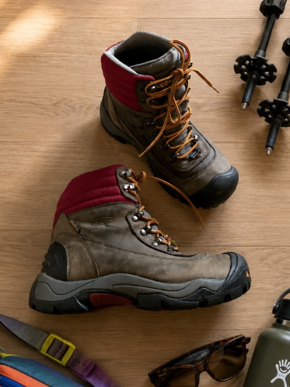 Keen Waterproof Insulated Thru Hiking Boot Outdoor Granola Camping Women’s 7.5